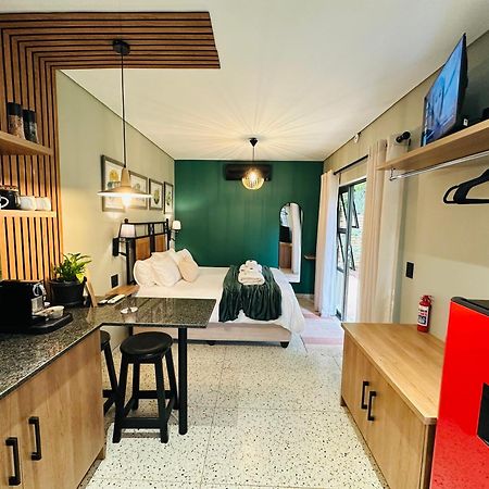 Green Ivy Luxury Room With Private Garden Potchefstroom Exterior foto